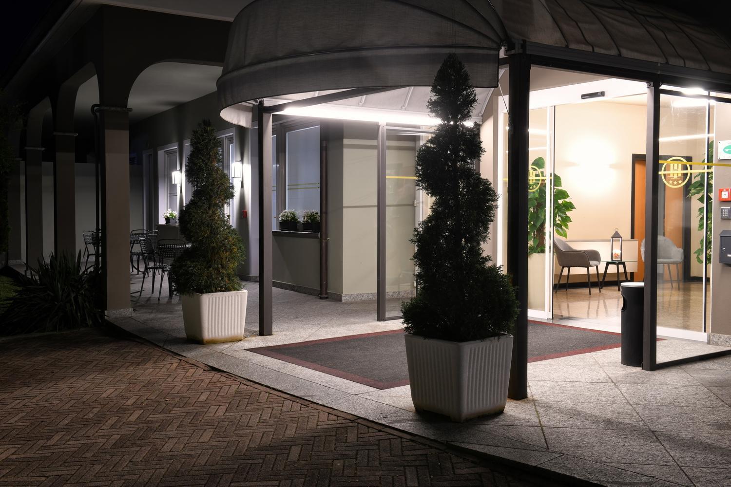Hotel Internazionale Domodossola Dış mekan fotoğraf