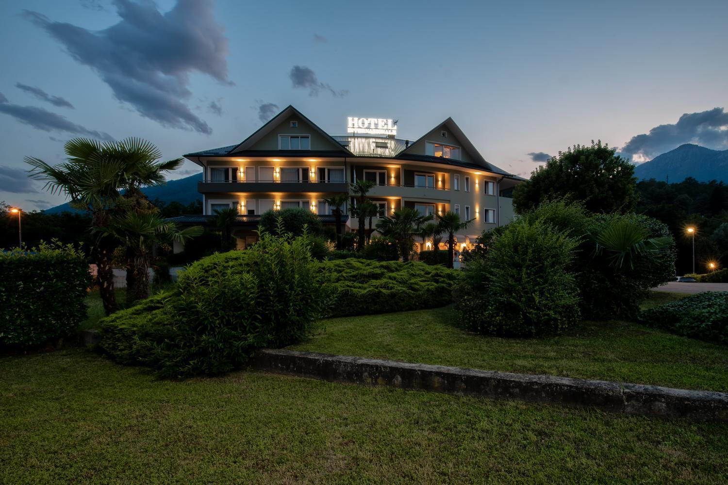 Hotel Internazionale Domodossola Dış mekan fotoğraf